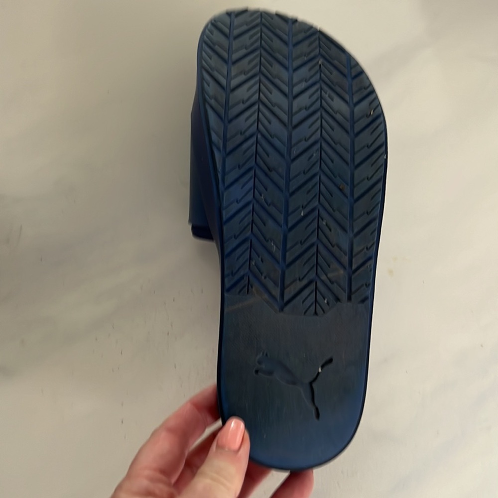 Fenty Puma Slides by Rihanna - Picture 3 of 6